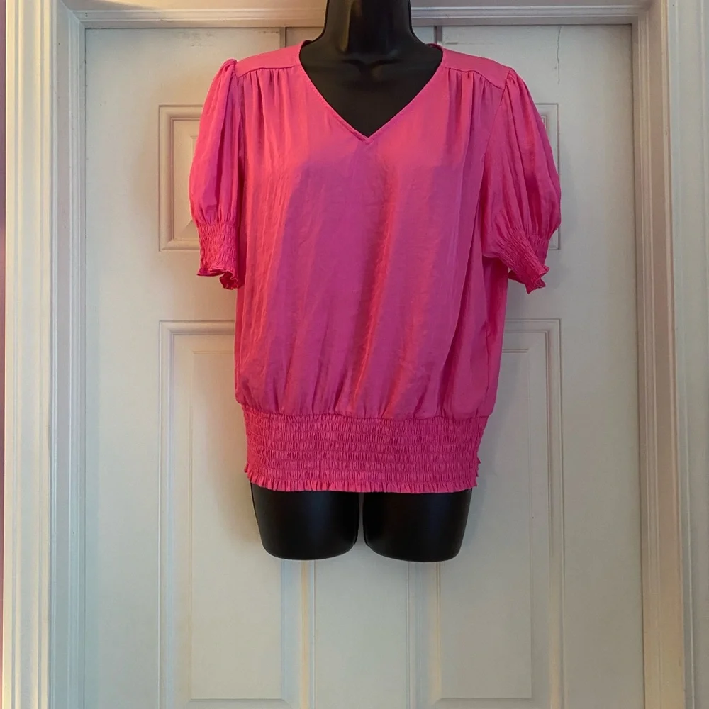 Philosophy Pink V-Neck Blouse - Picture 2 of 9